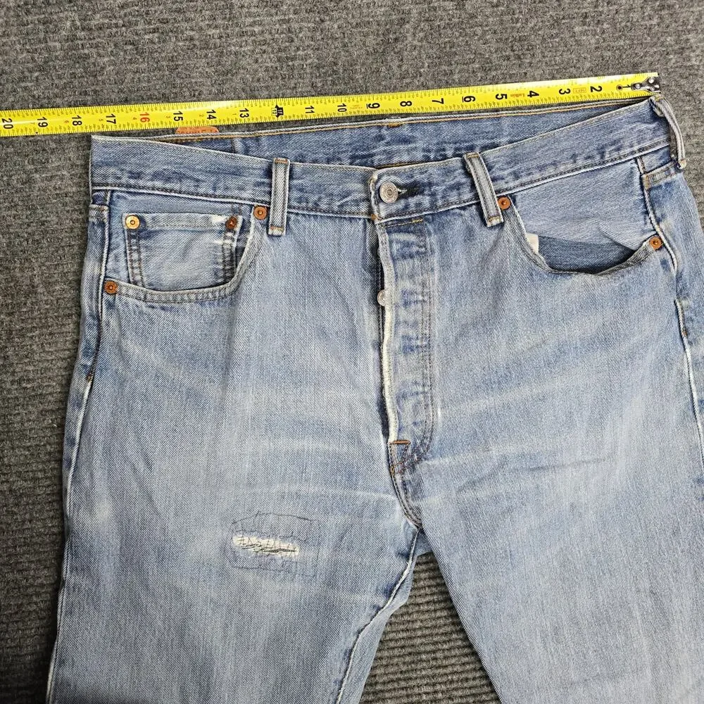 Levi's 501 Jeans Mens 35x30 Tag 36x30 Light Wash Button Fly Distressed